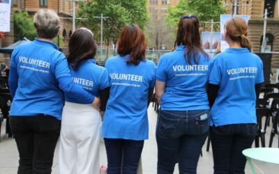 10 Benefits of Volunteering with Animals
